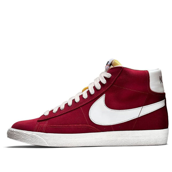 Кроссовки блейзер высокие замшевые Nike, красный
Кроссовки блейзер высокие замшевые Nike, красный