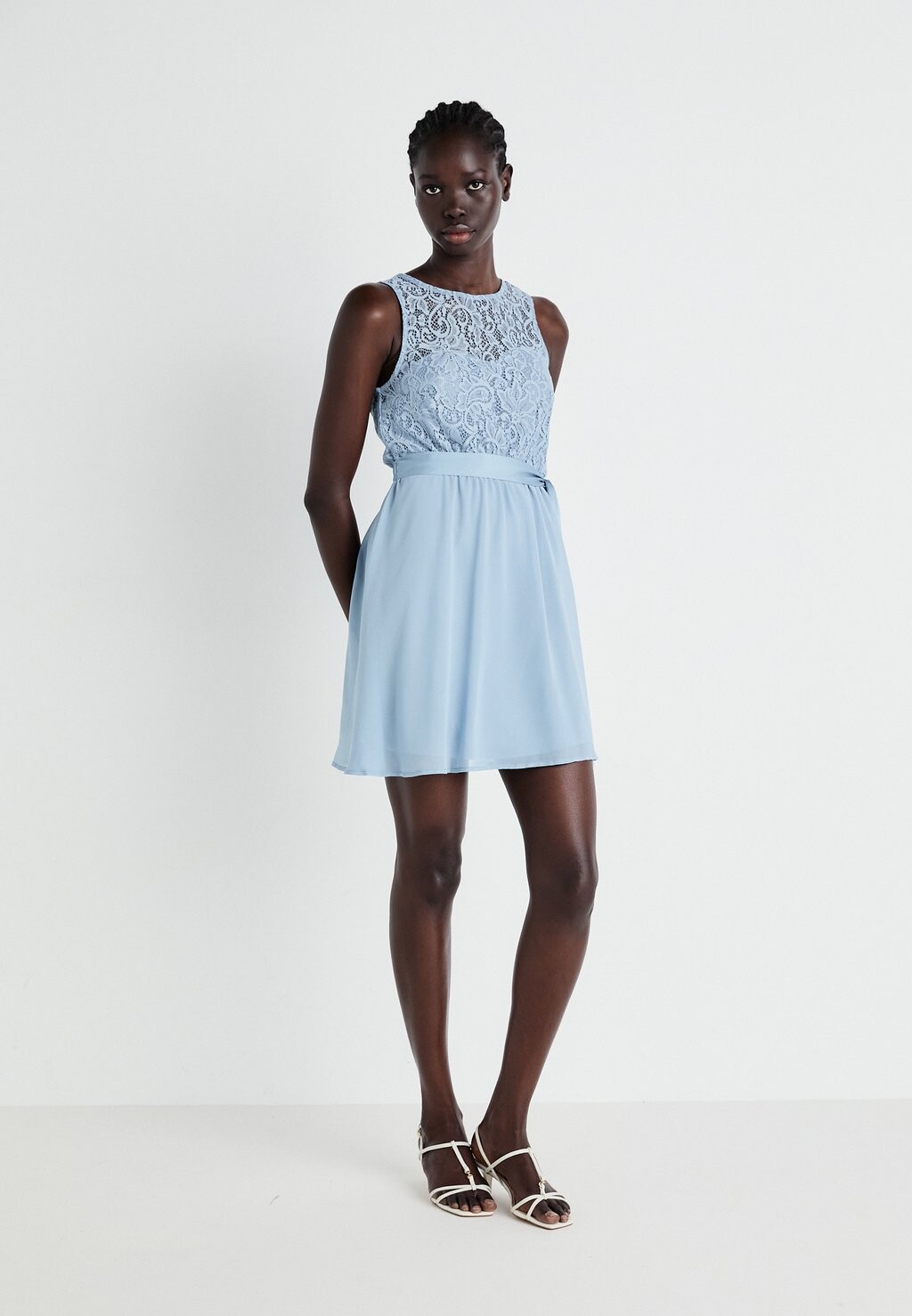 Коктейльное/праздничное платье VICUBSI O NECK SHORT DRESS VILA, светло-голубой
Коктейльное/праздничное платье VICUBSI O NECK SHORT DRESS VILA, светло-голубой