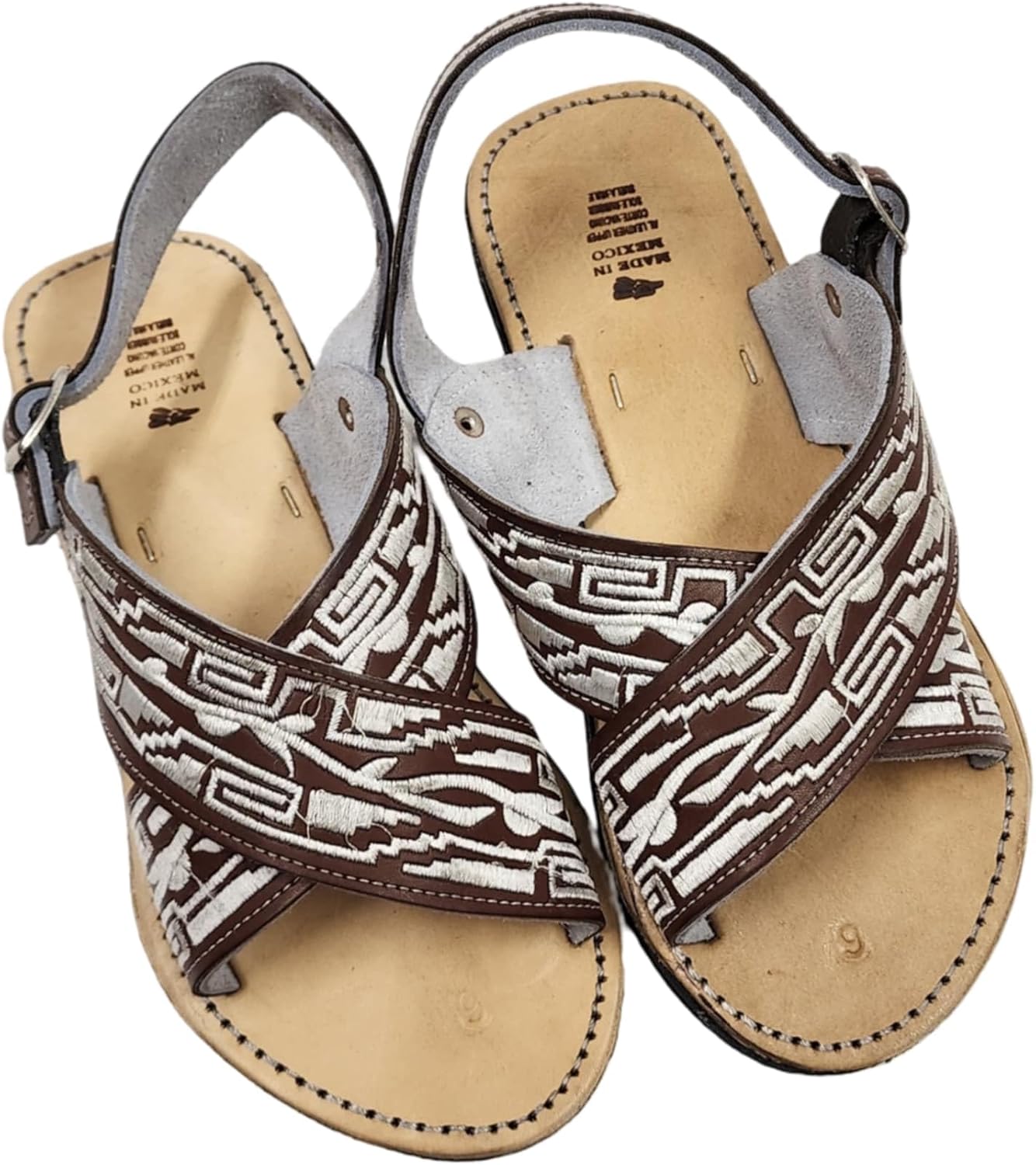 Сандалии Dona Michi MEN из кожи мексиканские с двумя ремешками, вышивкой PITEADO, крестовидной вышивкой Huarache, коричневый
Сандалии Dona Michi MEN из кожи мексиканские с двумя ремешками, вышивкой PITEADO, крестовидной вышивкой Huarache, коричневый