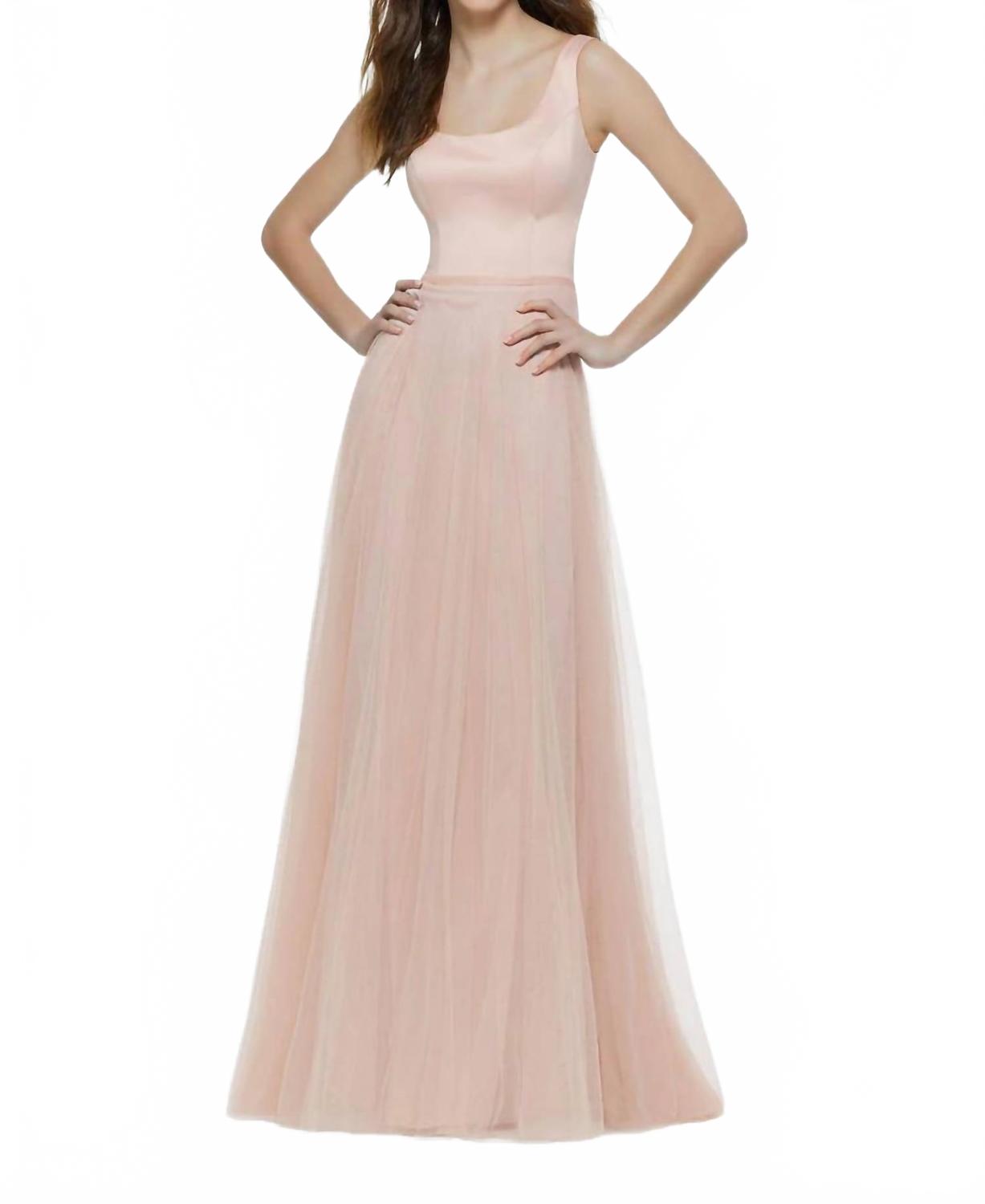 Сатиновое и английское сетчатое платье подружки невесты в оттенке блаш MORILEE, Blush
Сатиновое и английское сетчатое платье подружки невесты в оттенке блаш MORILEE, Blush