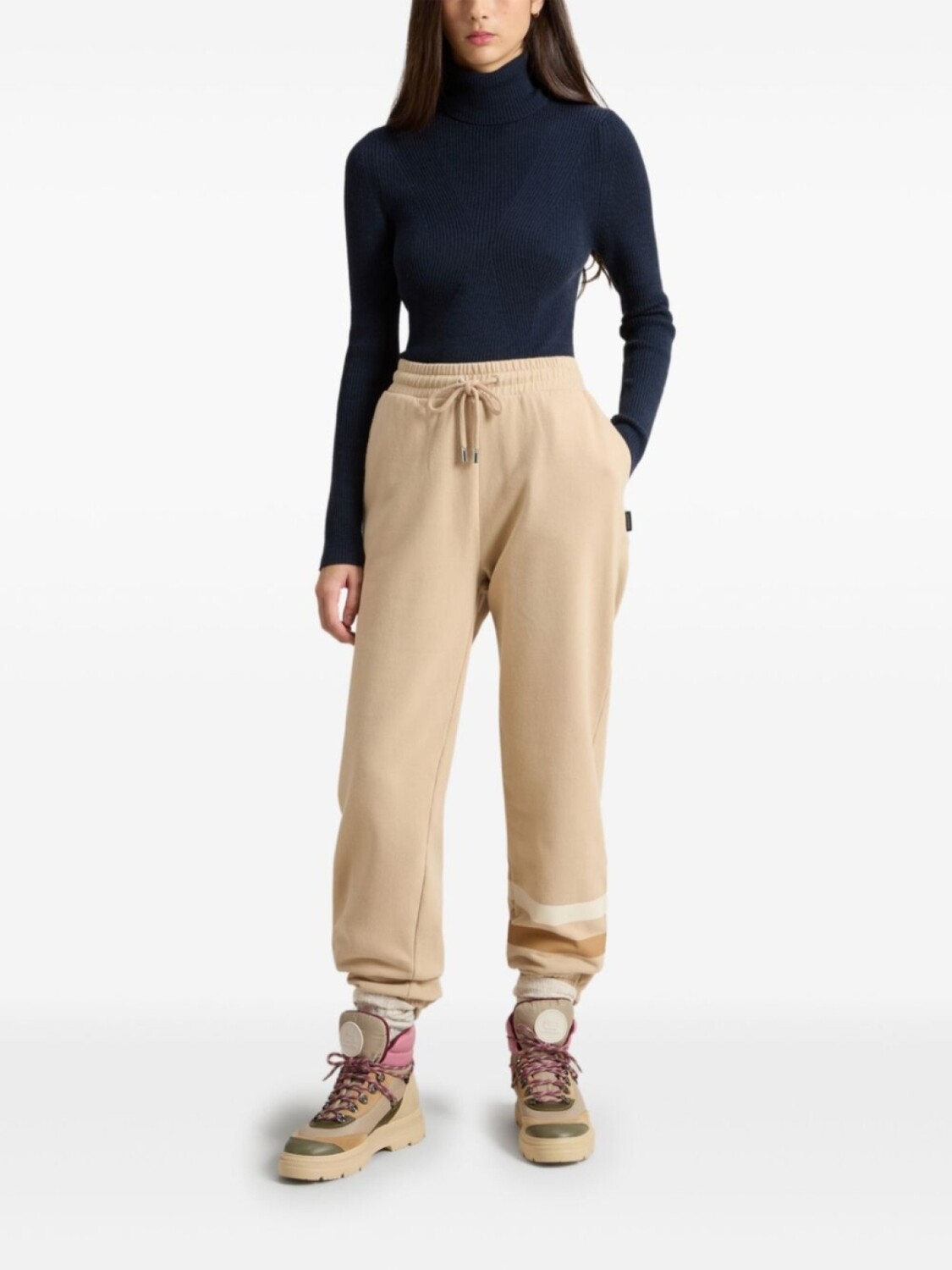 Woolrich спортивные штаны-одеяла, нейтральный цвет
Woolrich спортивные штаны-одеяла, нейтральный цвет