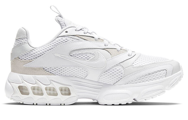 Nike Zoom Air Fire Photon Dust белые (женские)
Nike Zoom Air Fire Photon Dust белые (женские)