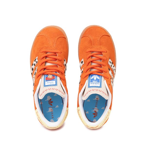 Кроссовки adidas Disney Pixar Toy Story Gazelle Jessie Athletic Shoe, цвет Orange/White/Gum
Кроссовки adidas Disney Pixar Toy Story Gazelle Jessie Athletic Shoe, цвет Orange/White/Gum