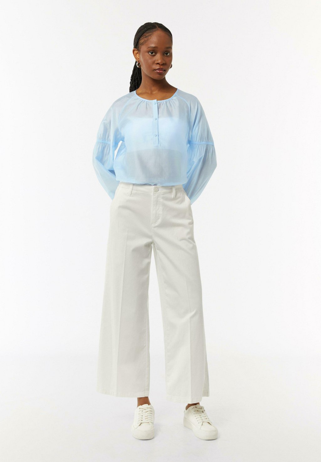 Блуза MIT ELASTISCHEN BÜNDCHEN comma casual identity, светло-голубой
Блуза MIT ELASTISCHEN BÜNDCHEN comma casual identity, светло-голубой