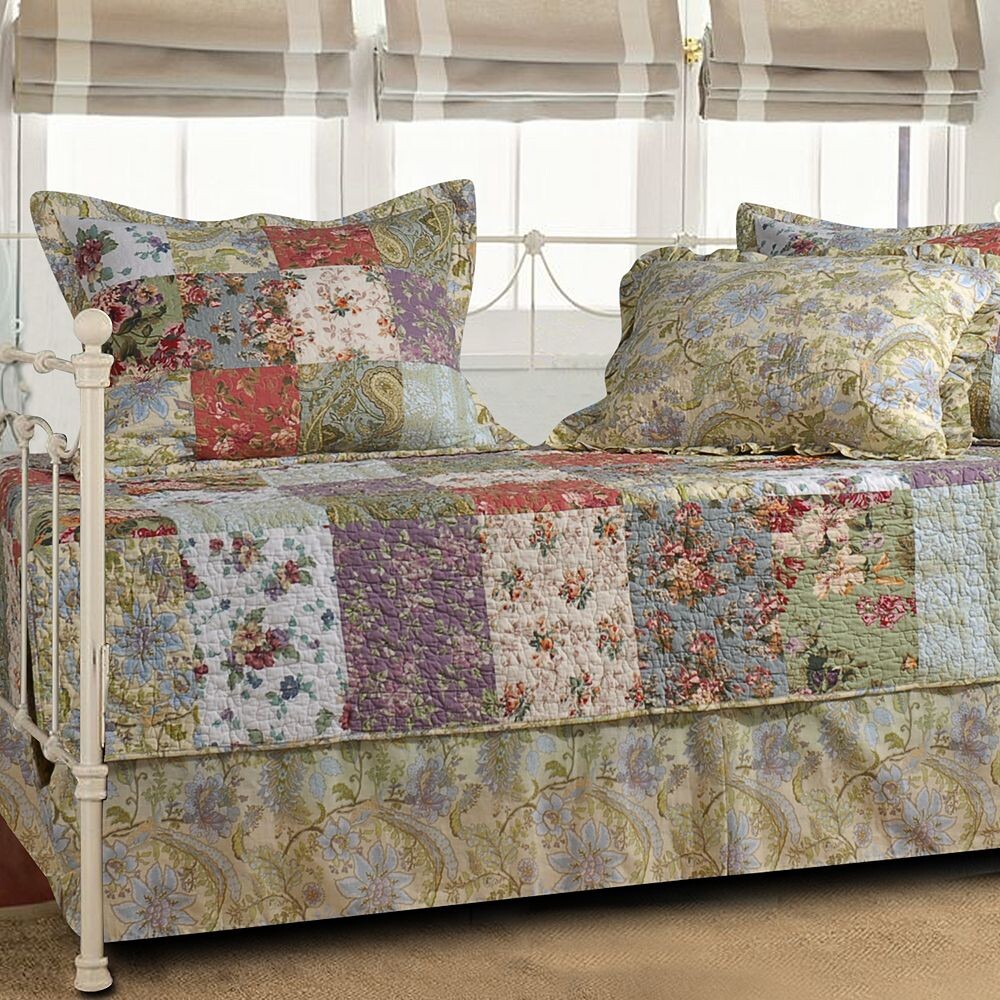 Комплект одеял для кушетки Blooming Prairie из 5 предметов Greenland Home Fashions, мультиколор
Комплект одеял для кушетки Blooming Prairie из 5 предметов Greenland Home Fashions, мультиколор