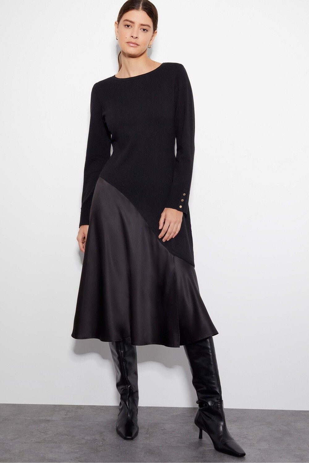 Платье из атласного трикотажа Saz Monsoon, черный
Платье из атласного трикотажа Saz Monsoon, черный