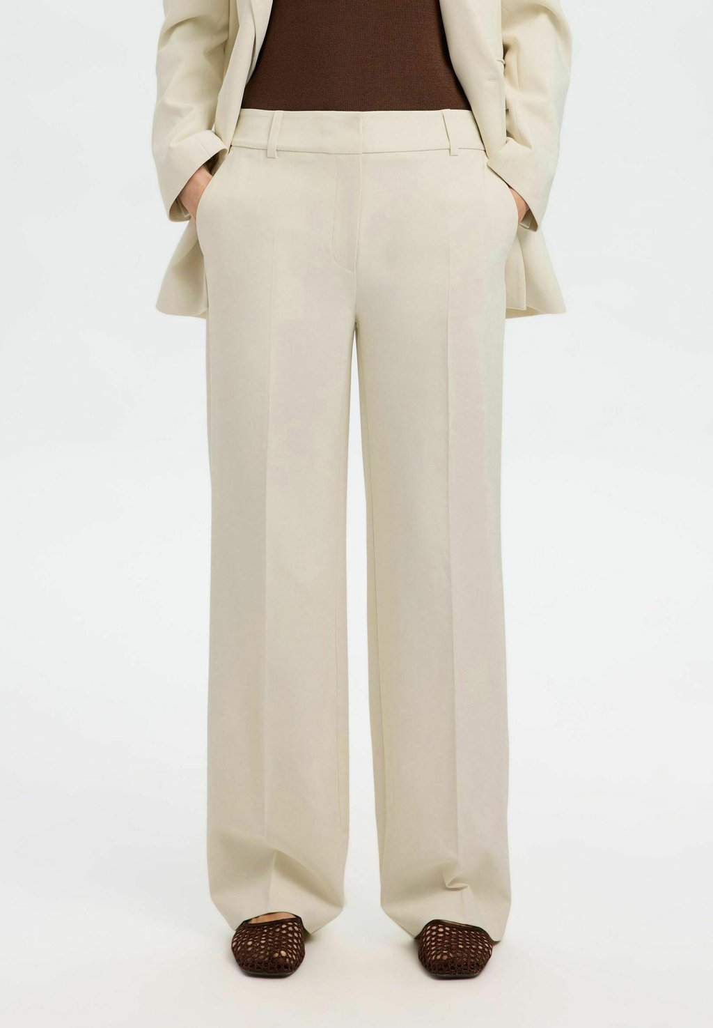 Брюки WIDE FIT Selected Femme, кремовый
Брюки WIDE FIT Selected Femme, кремовый