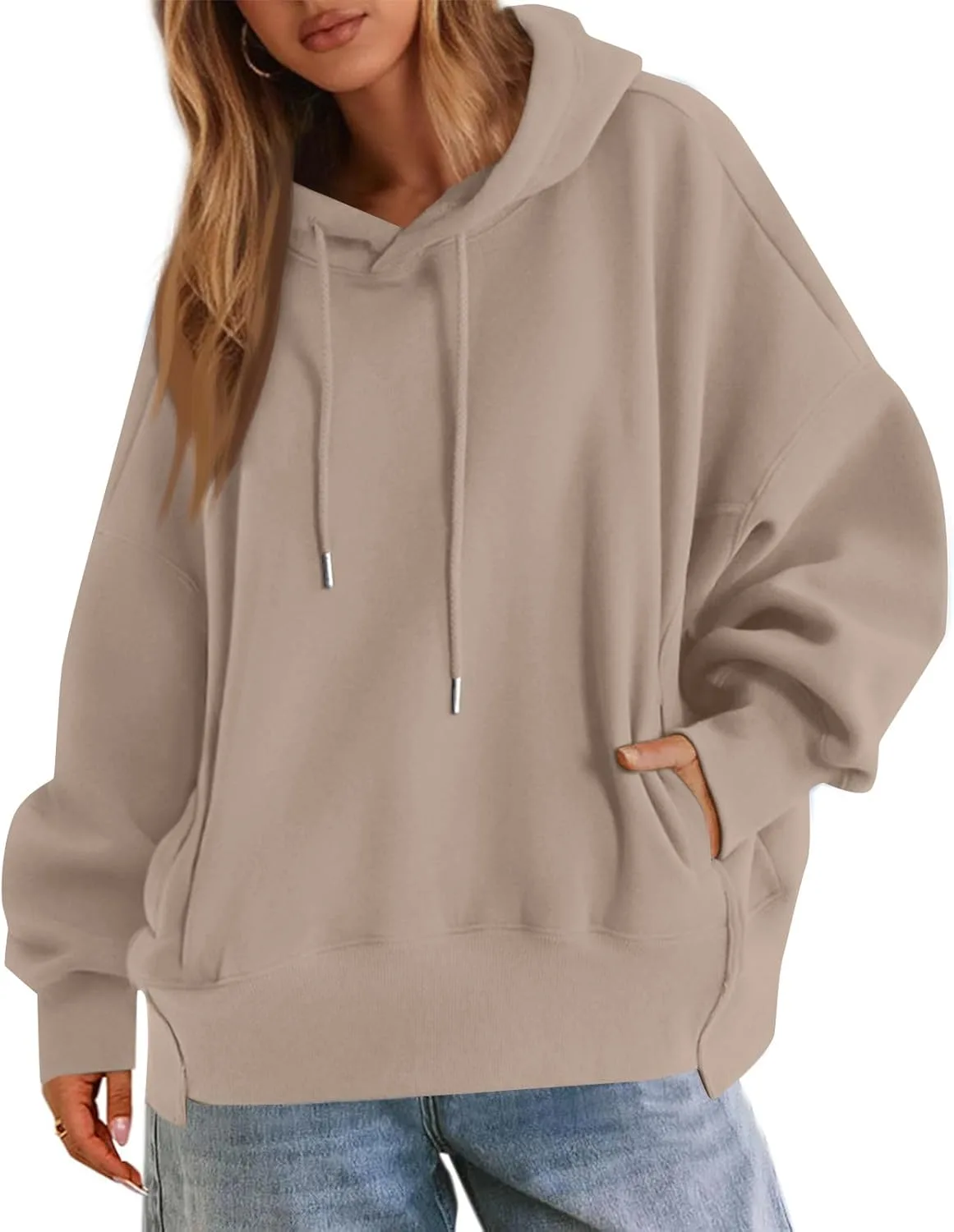 Женский удобный свободный свитшот с капюшоном на шнурке
Женский удобный свободный свитшот с капюшоном на шнурке