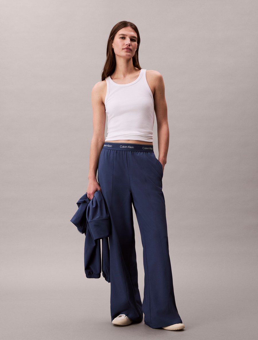 Брюки Calvin Klein SPORT WIDE LEG TRACK PANT, Dark Blue
Брюки Calvin Klein SPORT WIDE LEG TRACK PANT, Dark Blue