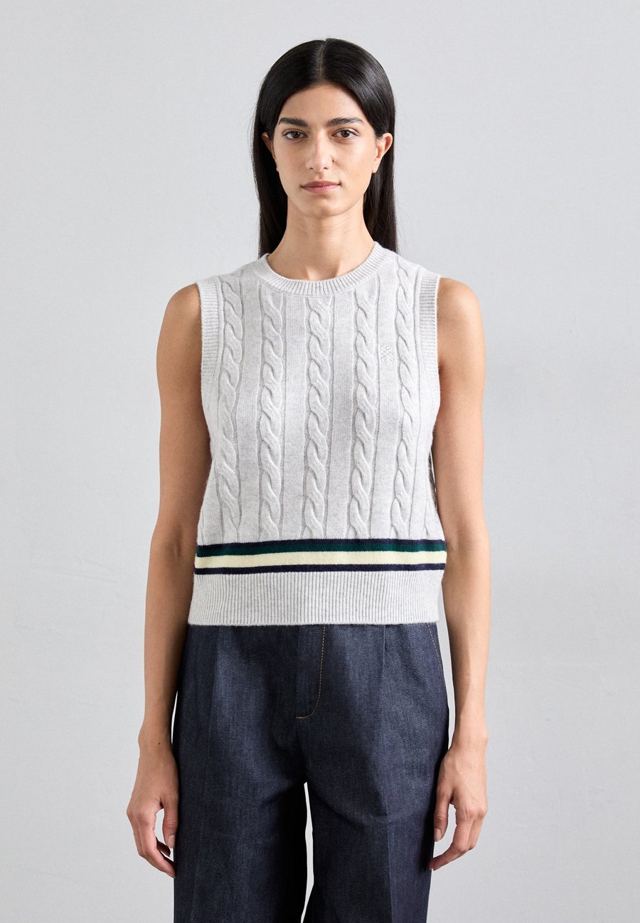 Топ sandro PULL SANS MANCHES A RAYURES , Gris/Grey
Топ sandro PULL SANS MANCHES A RAYURES , Gris/Grey