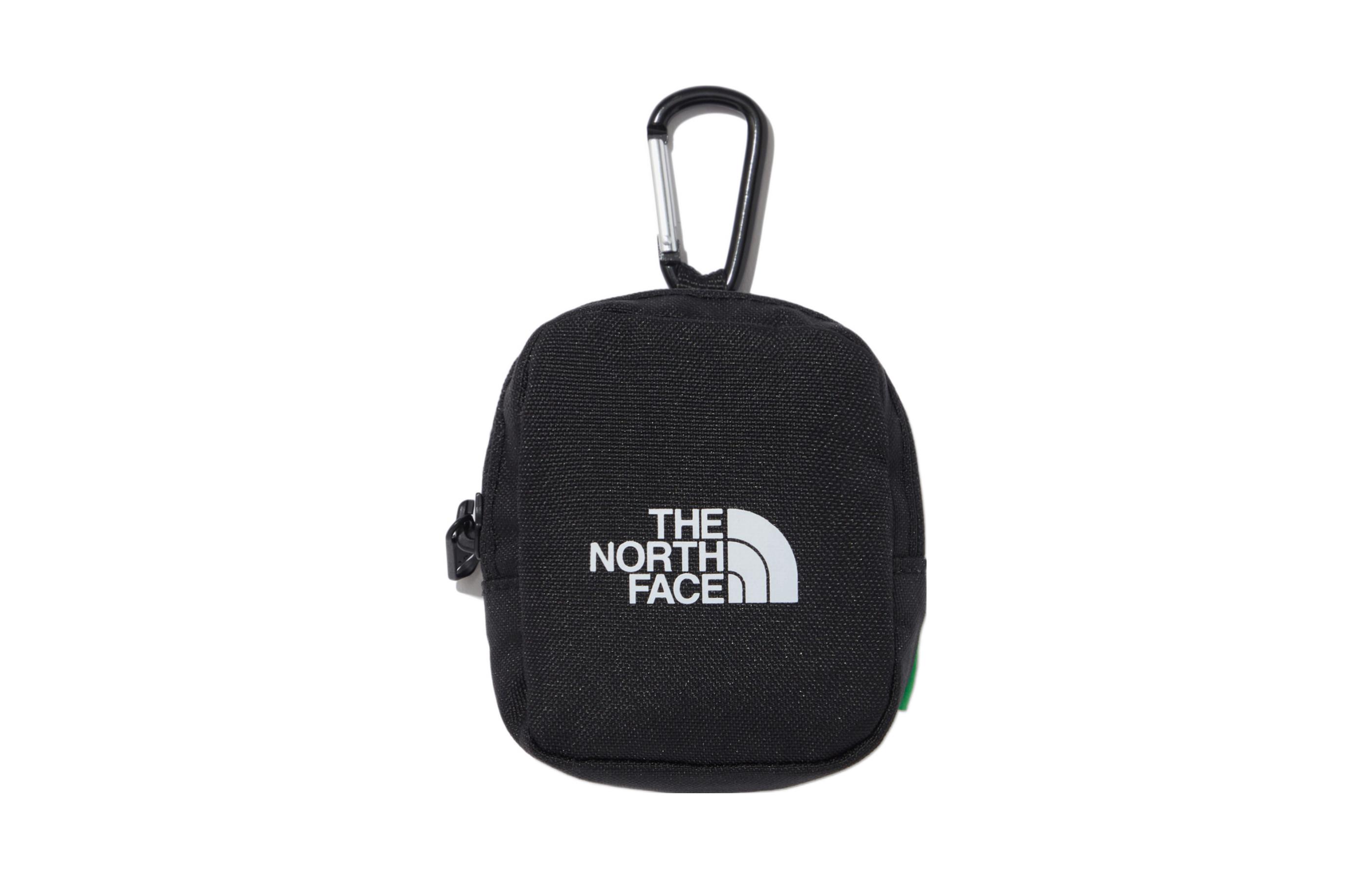 THE NORTH FACE Полиэстеровый кошелек-монетница Mini Unisex Black
THE NORTH FACE Полиэстеровый кошелек-монетница Mini Unisex Black