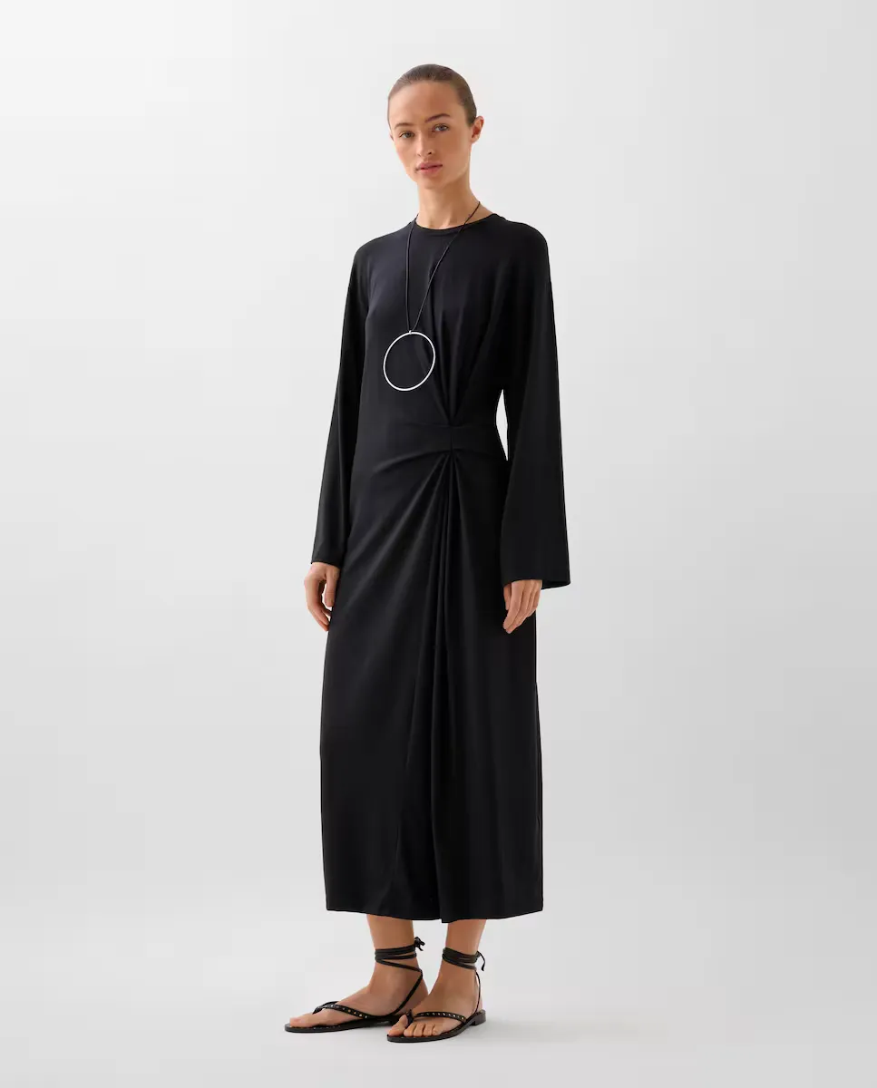 Миди-платье с плиссированными деталями Scalpers, черный
Миди-платье с плиссированными деталями Scalpers, черный