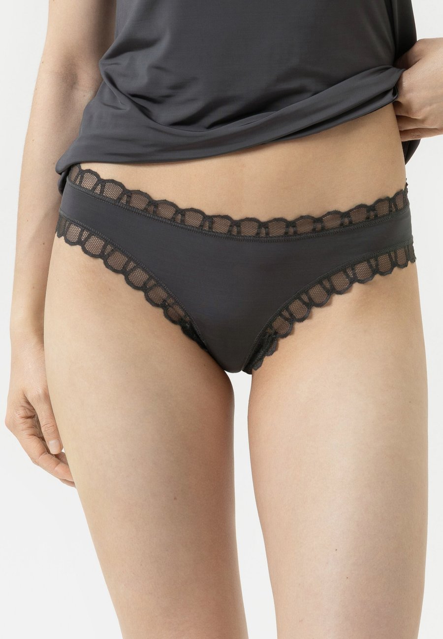 Трусы mey Thong, Thunder Grey/Grey
Трусы mey Thong, Thunder Grey/Grey