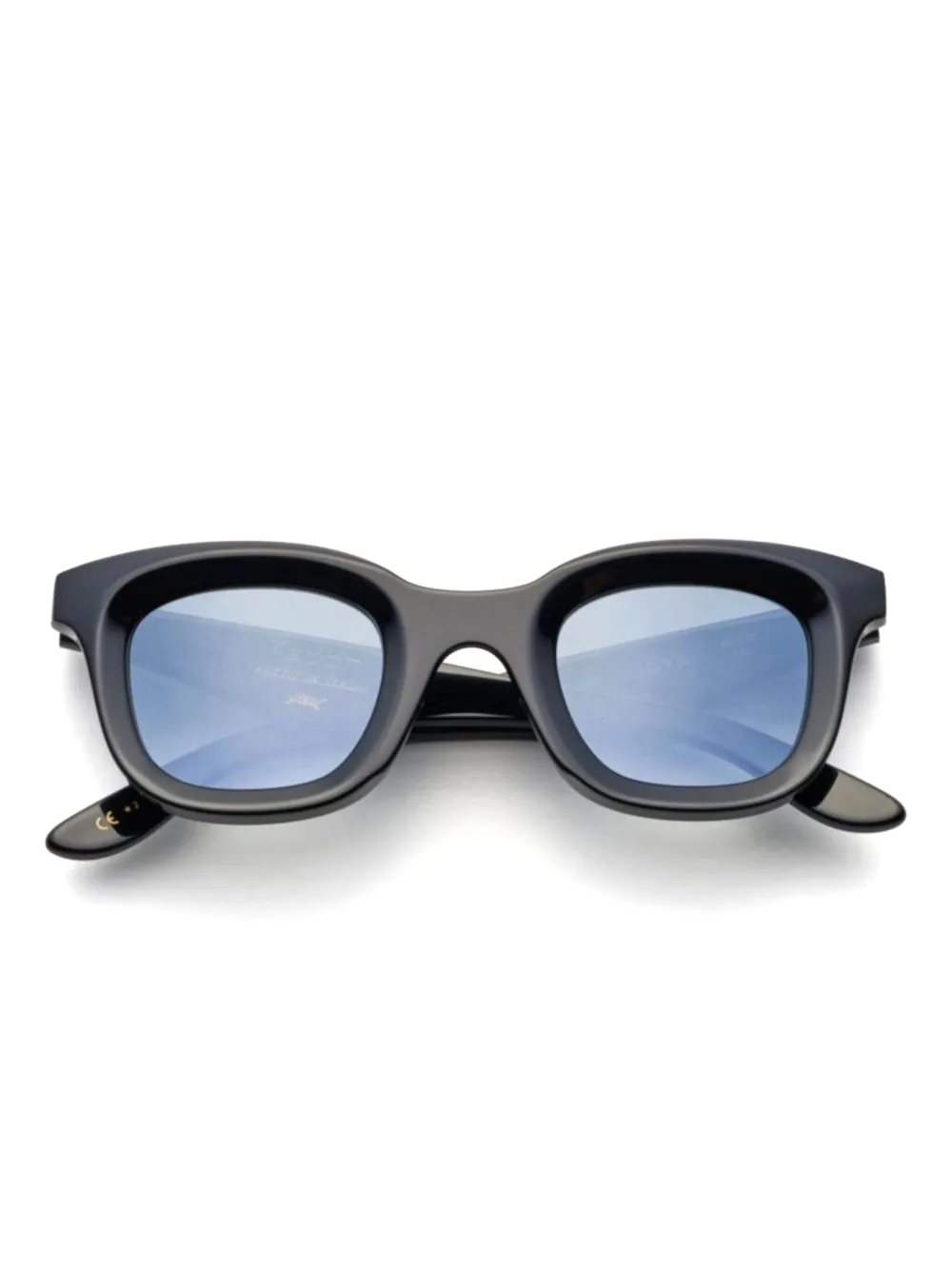 Солнцезащитные очки в квадратной оправе Kador, черный
Солнцезащитные очки в квадратной оправе Kador, черный