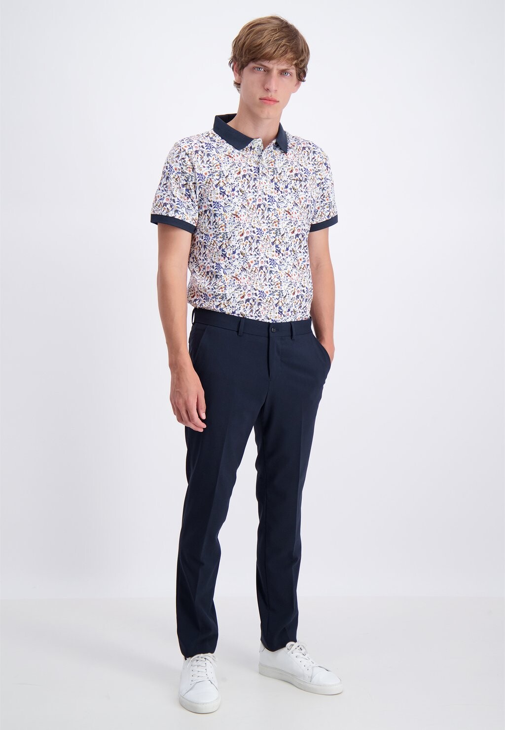 Брюки BASIC Lindbergh, синий
Брюки BASIC Lindbergh, синий