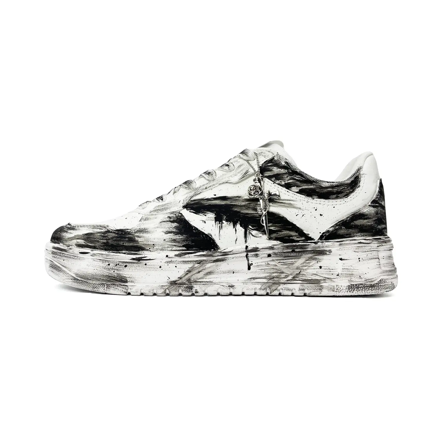 ANTA Скользостойкие амортизирующие кроссовки low top для скейтбординга мужские black white
ANTA Скользостойкие амортизирующие кроссовки low top для скейтбординга мужские black white