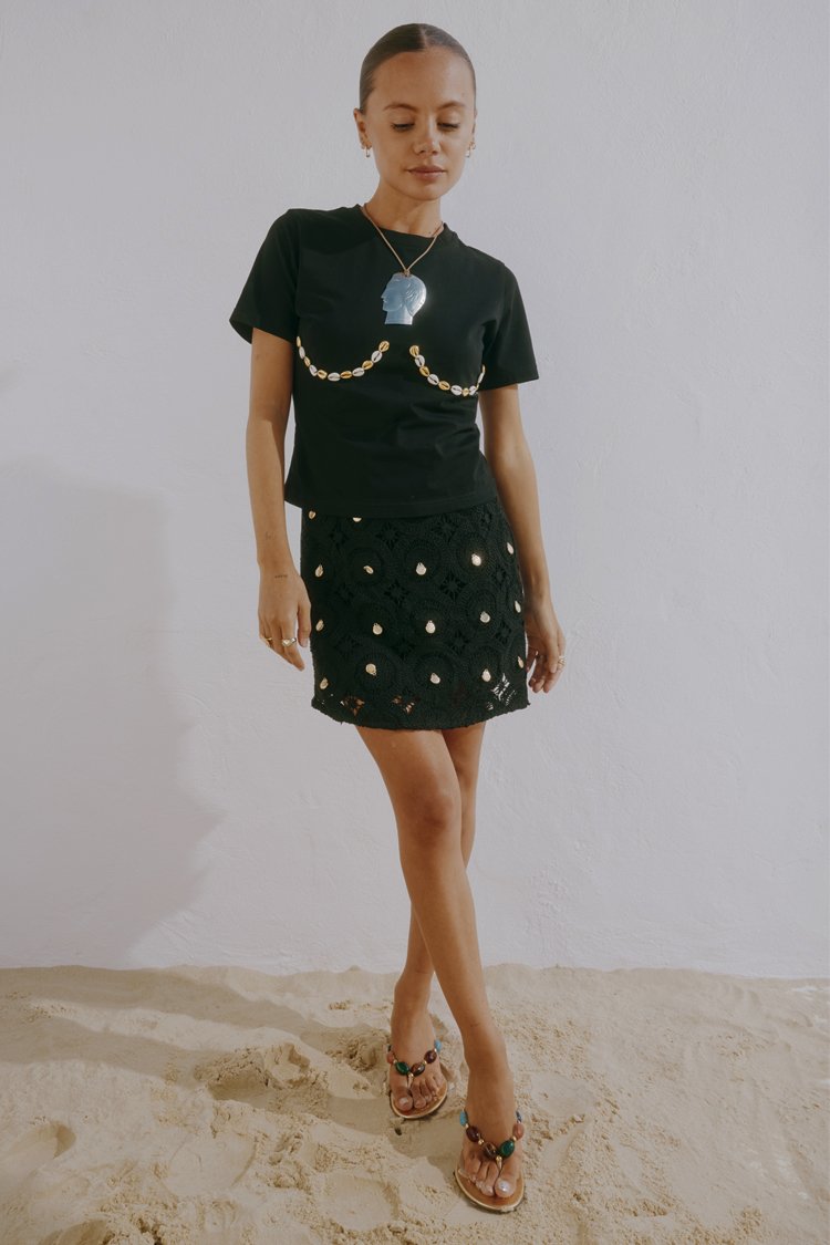 Футболка с принтом Never Fully Dressed, черный
Футболка с принтом Never Fully Dressed, черный