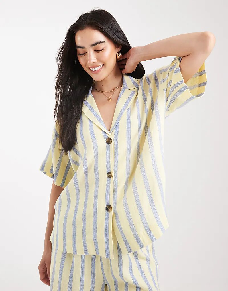 Рубашка с короткими рукавами из льняного смесового материала ASOS DESIGN в полоску — часть комплекта 
Рубашка с короткими рукавами из льняного смесового материала ASOS DESIGN в полоску — часть комплекта