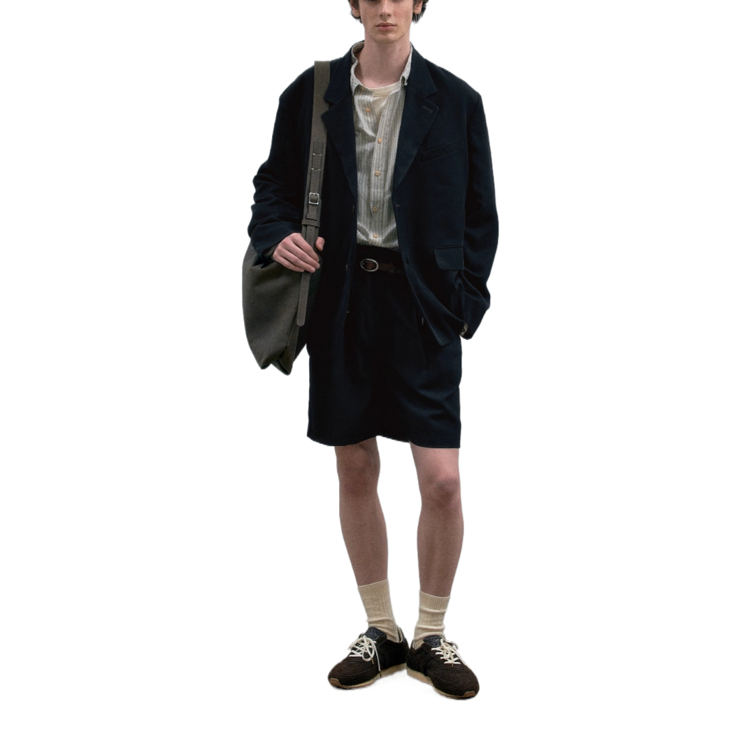 Универсальный деловой костюм C2H4, темно-серый
Универсальный деловой костюм C2H4, темно-серый