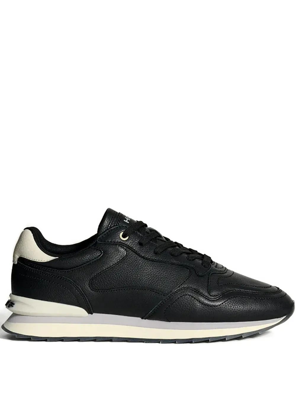 Кроссовки с панельным дизайном на шнуровке Hoff, черный
Кроссовки с панельным дизайном на шнуровке Hoff, черный