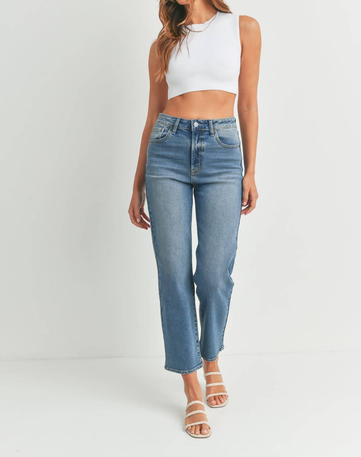Винтажные прямые джинсы из денима средней толщины JUST BLACK DENIM, цвет medium denim
Винтажные прямые джинсы из денима средней толщины JUST BLACK DENIM, цвет medium denim