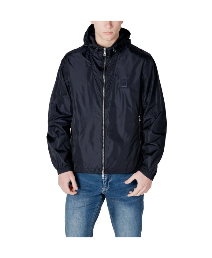 Мужская куртка из синего полиамида. Armani Exchange, синий
Мужская куртка из синего полиамида. Armani Exchange, синий