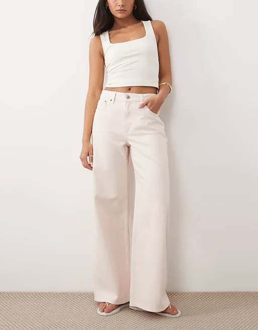 Светло-розовые джинсы с высокой посадкой и широкими штанинами Abercrombie & Fitch
Светло-розовые джинсы с высокой посадкой и широкими штанинами Abercrombie & Fitch