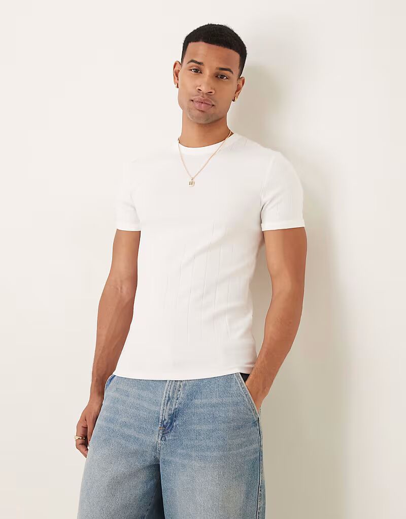 Футболка Muscle Fit из белой фактурной ткани в рубчик Asos Design
Футболка Muscle Fit из белой фактурной ткани в рубчик Asos Design