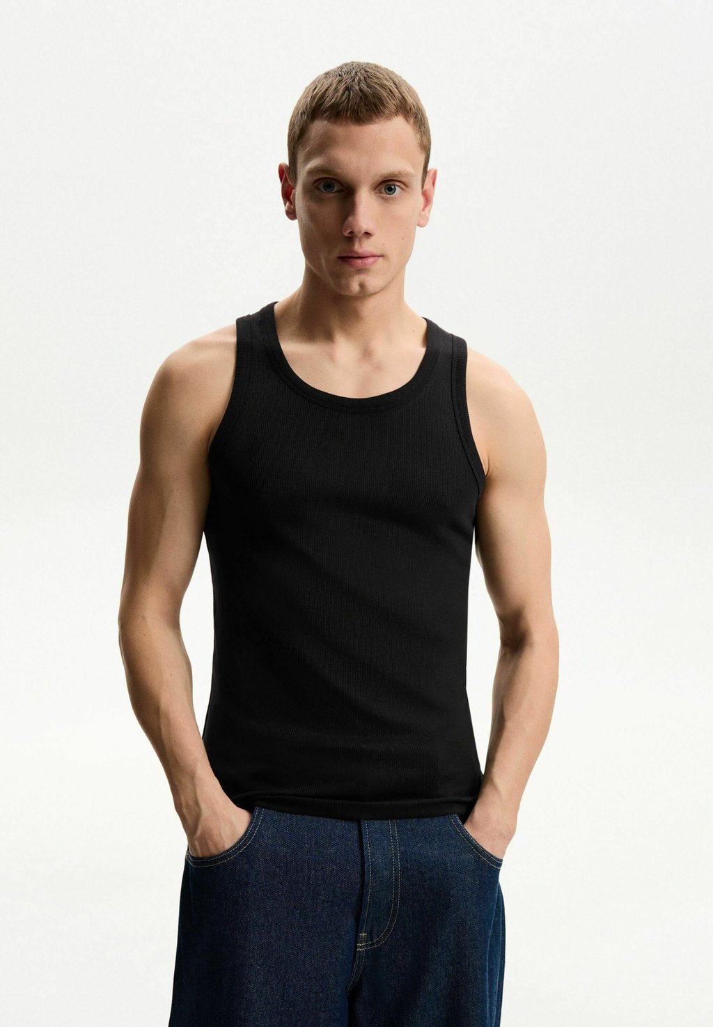 Топ PACK OF 3 Bershka, белый 
Топ PACK OF 3 Bershka, белый