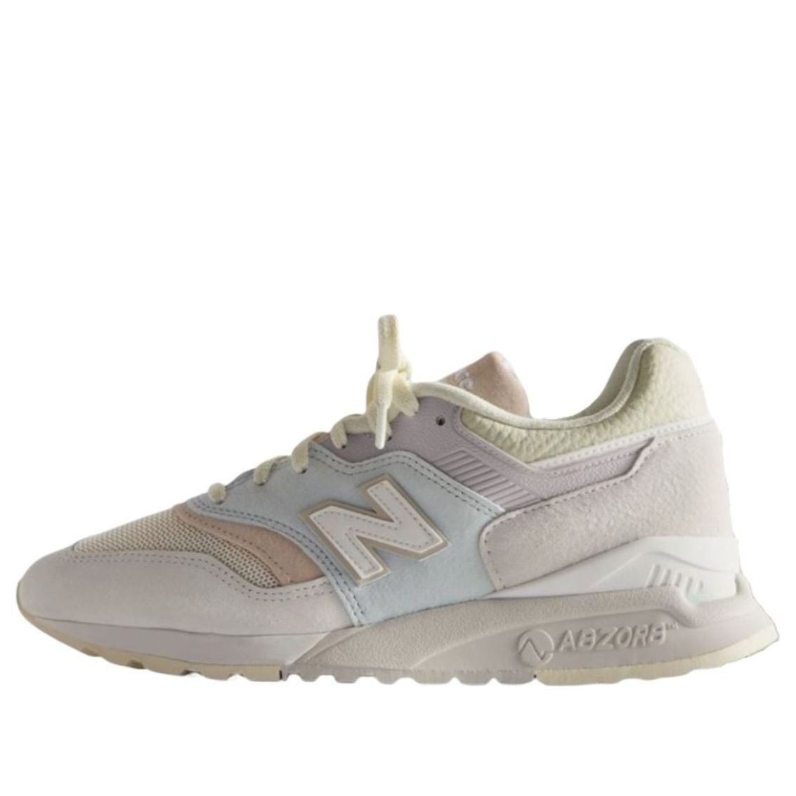 New Balance x Kith Easter 997.5 MiUSA 'White Ice Blue Peach'
New Balance x Kith Easter 997.5 MiUSA 'White Ice Blue Peach'
