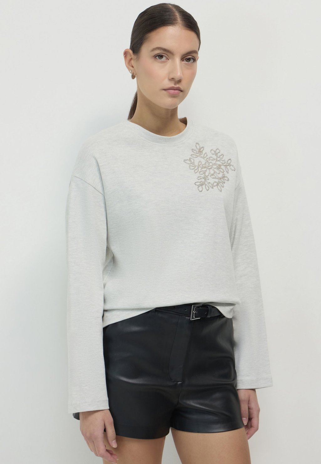 Толстовка Calliope, светло-серый
Толстовка Calliope, светло-серый