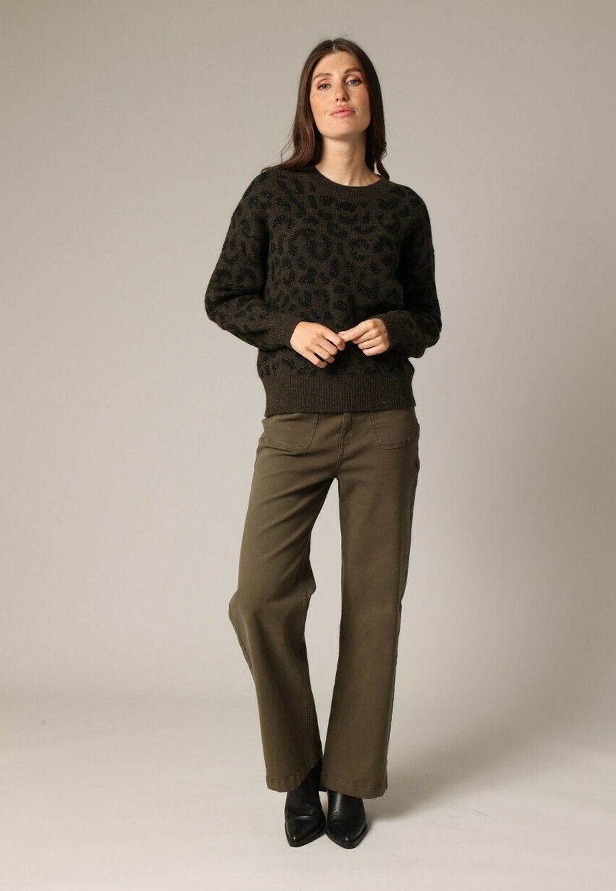 Джемпер DEELUXE NAWA, Dark Khaki/Khaki
Джемпер DEELUXE NAWA, Dark Khaki/Khaki