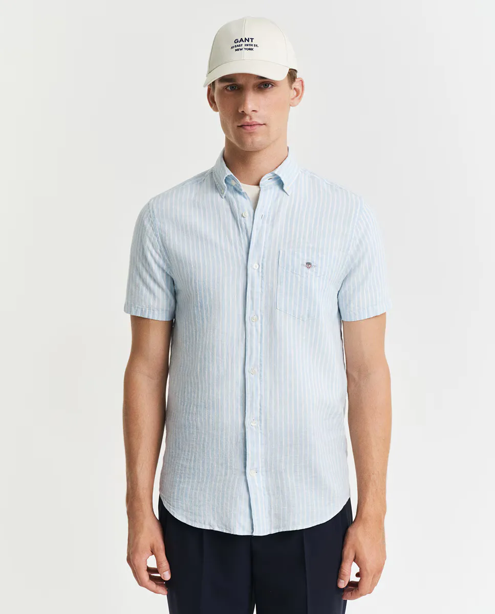 Мужская рубашка больших размеров с короткими рукавами и классическим кроем Gant, синий
Мужская рубашка больших размеров с короткими рукавами и классическим кроем Gant, синий