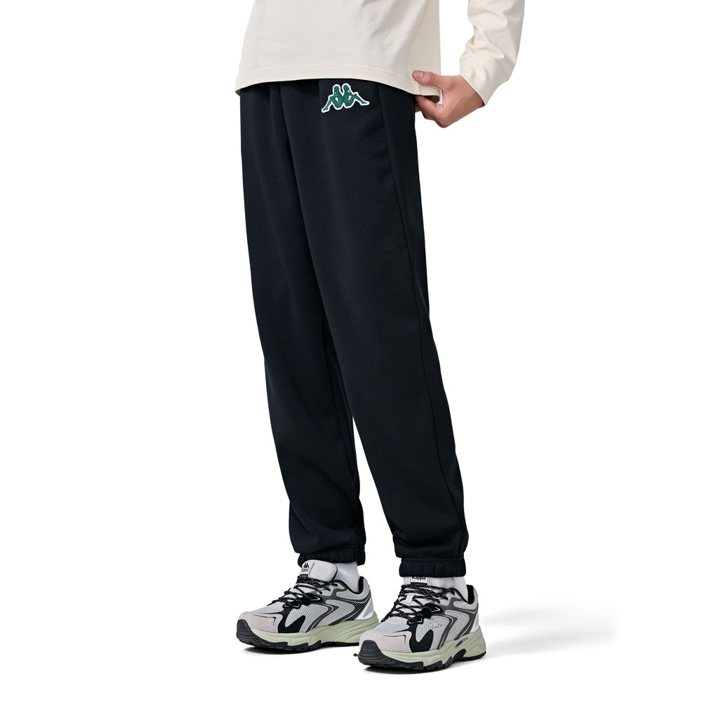 Мужские вязаные спортивные штаны 1916 Series разноцветные Kappa, черный
Мужские вязаные спортивные штаны 1916 Series разноцветные Kappa, черный