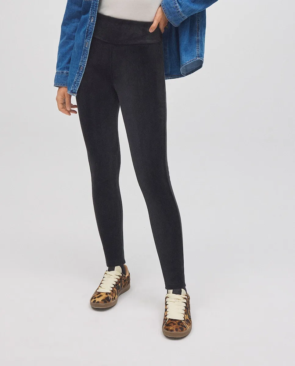 Теплые леггинсы с флисовой подкладкой YSABEL MORA Ysabel Mora, черный
Теплые леггинсы с флисовой подкладкой YSABEL MORA Ysabel Mora, черный