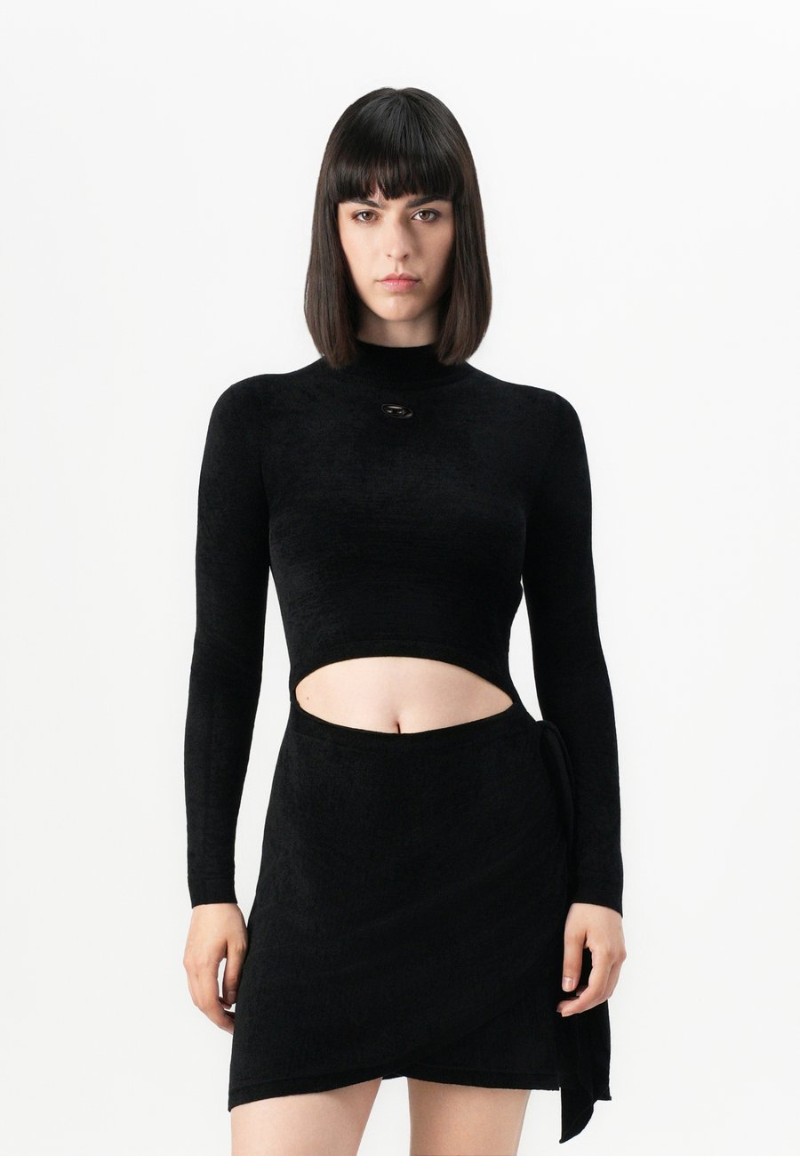 Платье Diesel M CENIL, Black
Платье Diesel M CENIL, Black