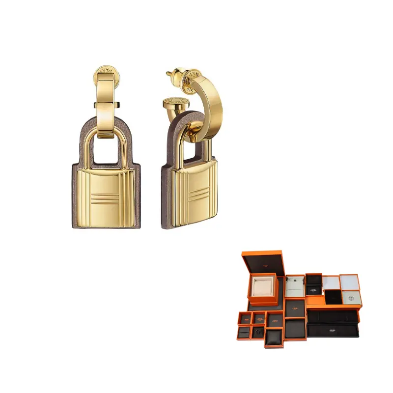 Золотые серьги-гвоздики для женщин Metal Stud HERMES
Золотые серьги-гвоздики для женщин Metal Stud HERMES