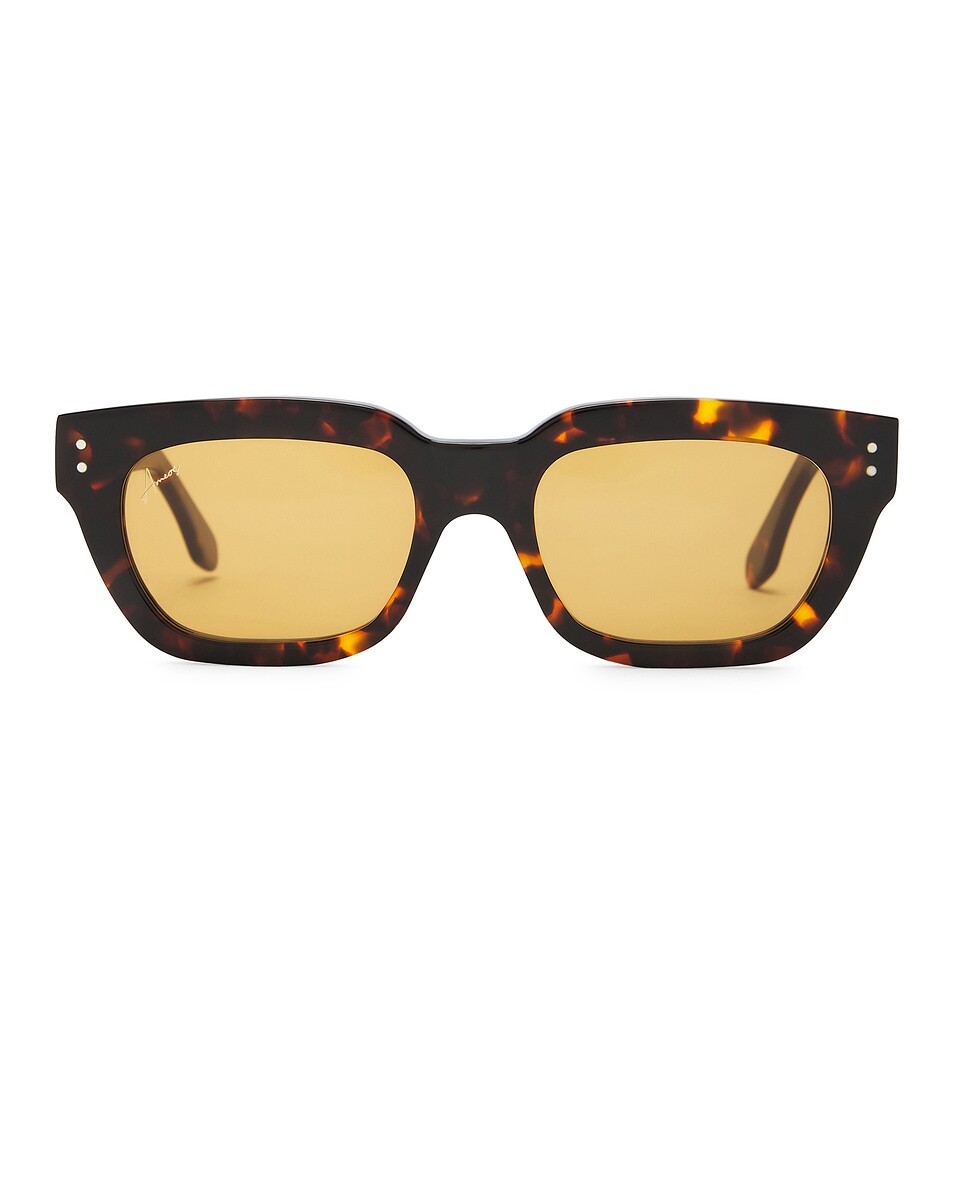 Солнцезащитные очки Rae Ameos, цвет Tortoise
Солнцезащитные очки Rae Ameos, цвет Tortoise