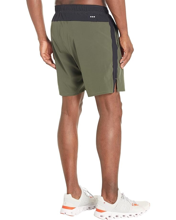 Шорты Saucony Outpace 7" Shorts, цвет Climbing Ivy 
Шорты Saucony Outpace 7" Shorts, цвет Climbing Ivy
