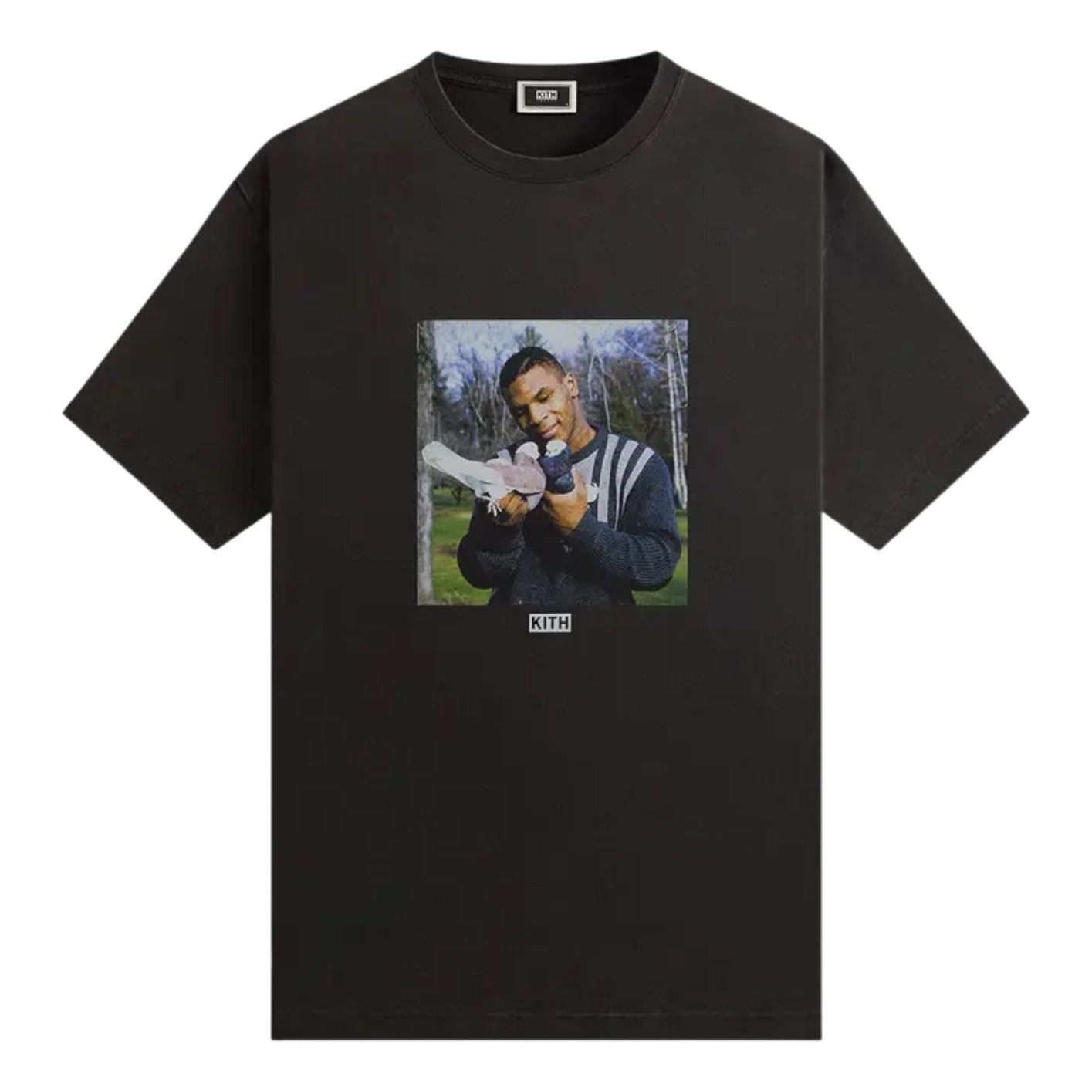 Винтажная футболка KITH с изображением Майка Тайсона, цвет «черный»
Винтажная футболка KITH с изображением Майка Тайсона, цвет «черный»
