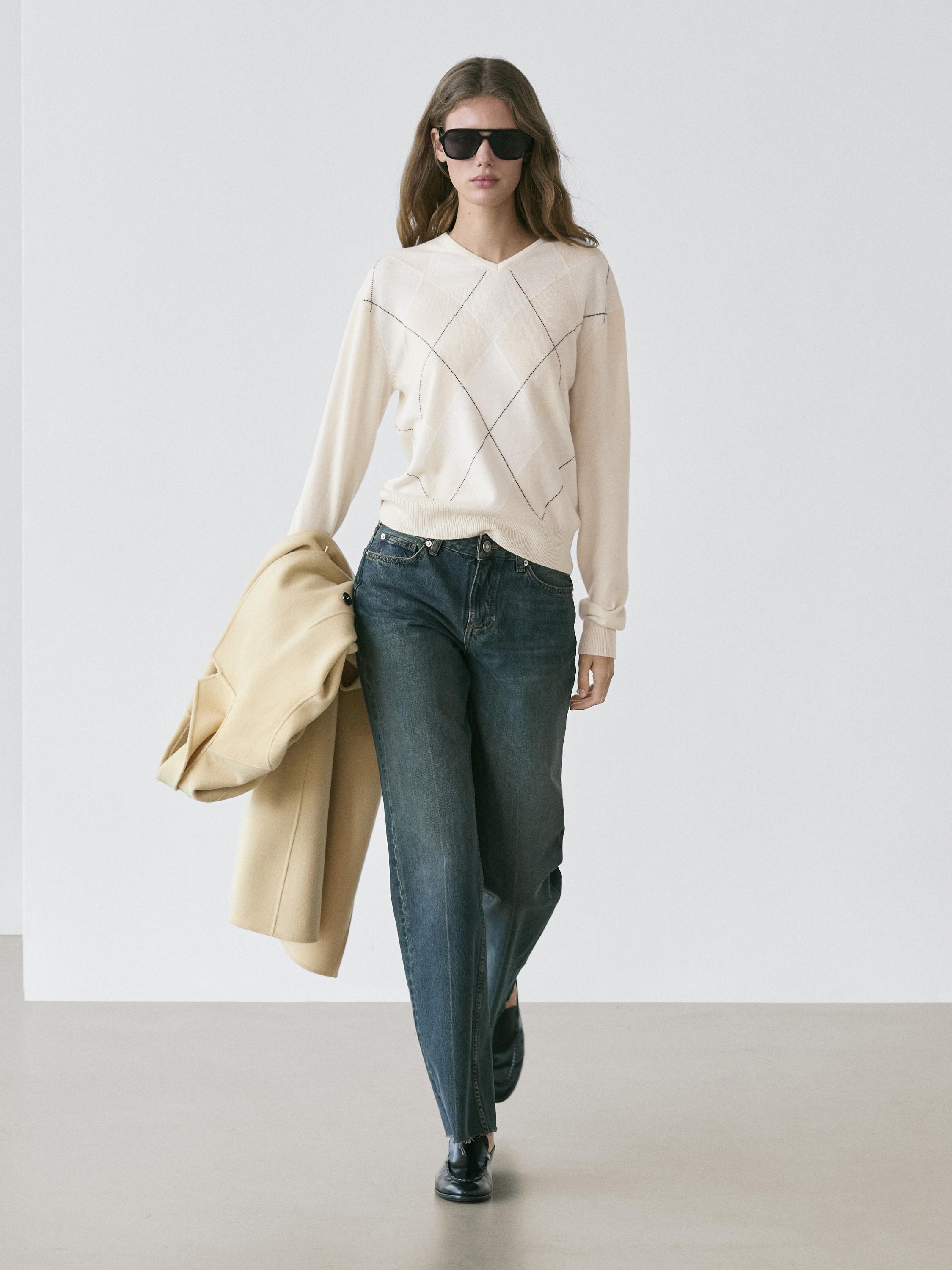 Шерстяной вязаный свитер с узором аргайл Massimo Dutti, cream
Шерстяной вязаный свитер с узором аргайл Massimo Dutti, cream