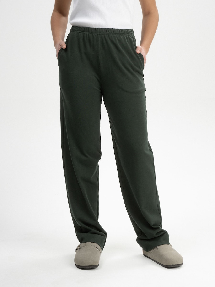 Обычные брюки MELA, темно-зеленый
Обычные брюки MELA, темно-зеленый