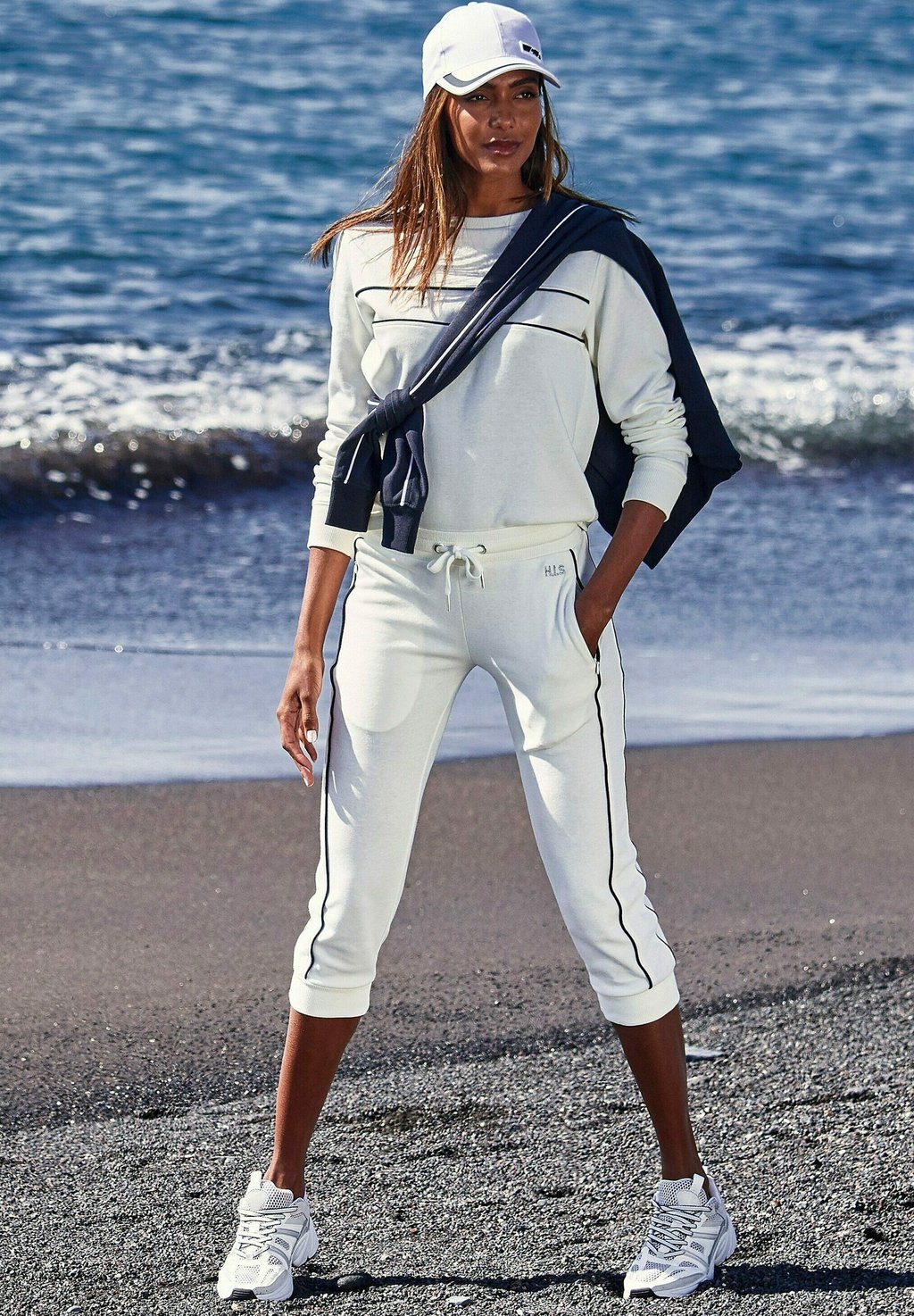 Спортивные брюки CAPRIHOSE H.I.S, молочный
Спортивные брюки CAPRIHOSE H.I.S, молочный