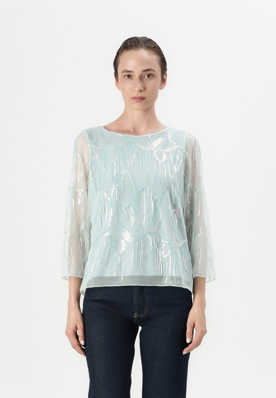 Блуза Bruuns Bazaar HOARY LEONISE , Aqua/Light Blue
Блуза Bruuns Bazaar HOARY LEONISE , Aqua/Light Blue