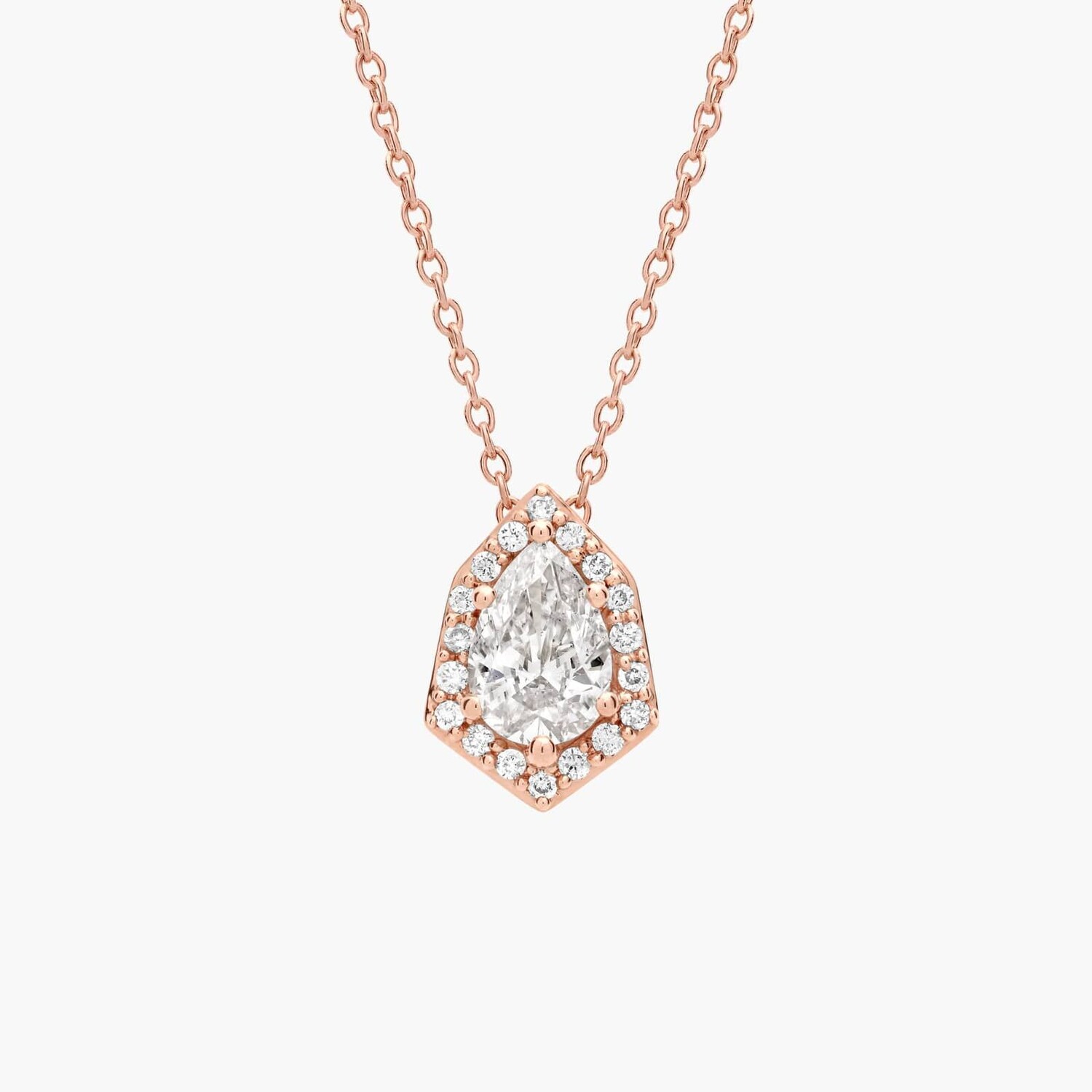 Подвеска с бриллиантами в форме груши и шестью гранями из розового золота 14 карат (2/5 карата). Blue Nile
Подвеска с бриллиантами в форме груши и шестью гранями из розового золота 14 карат (2/5 карата). Blue Nile