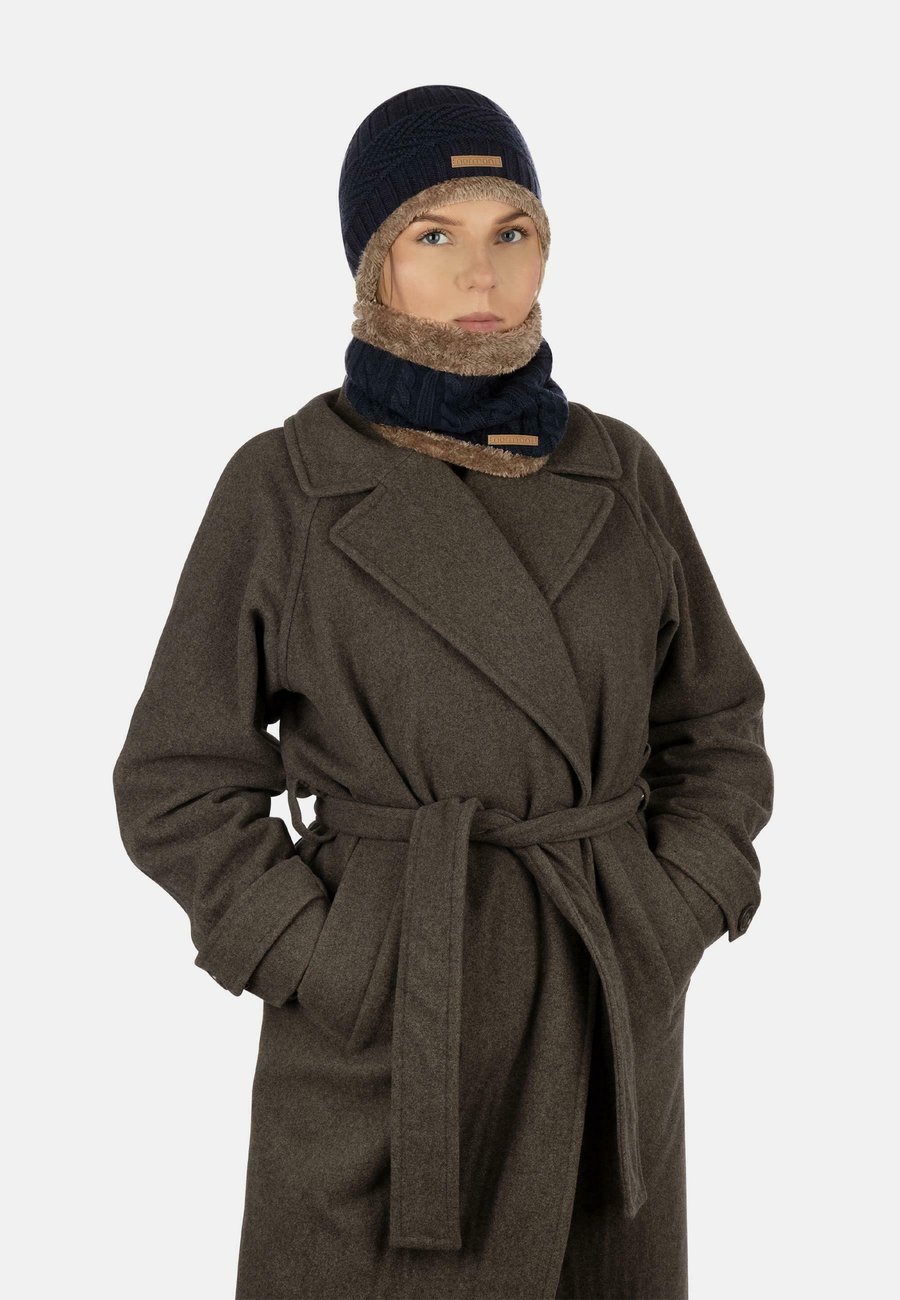 Шапка Normani Beanie, Marine Braun/Dark Blue
Шапка Normani Beanie, Marine Braun/Dark Blue