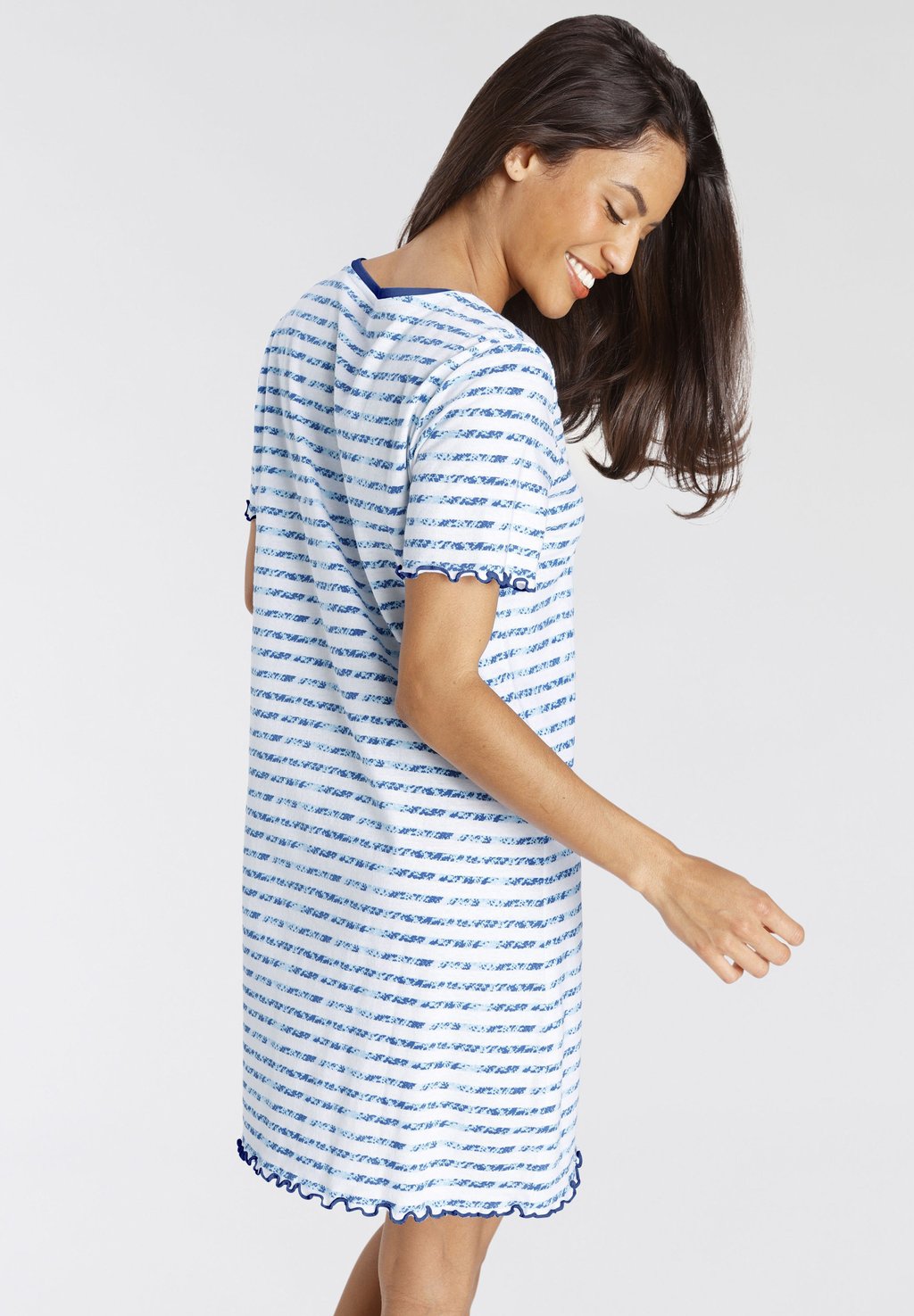 Ночная рубашка SLEEPSHIRT LASCANA, синий
Ночная рубашка SLEEPSHIRT LASCANA, синий