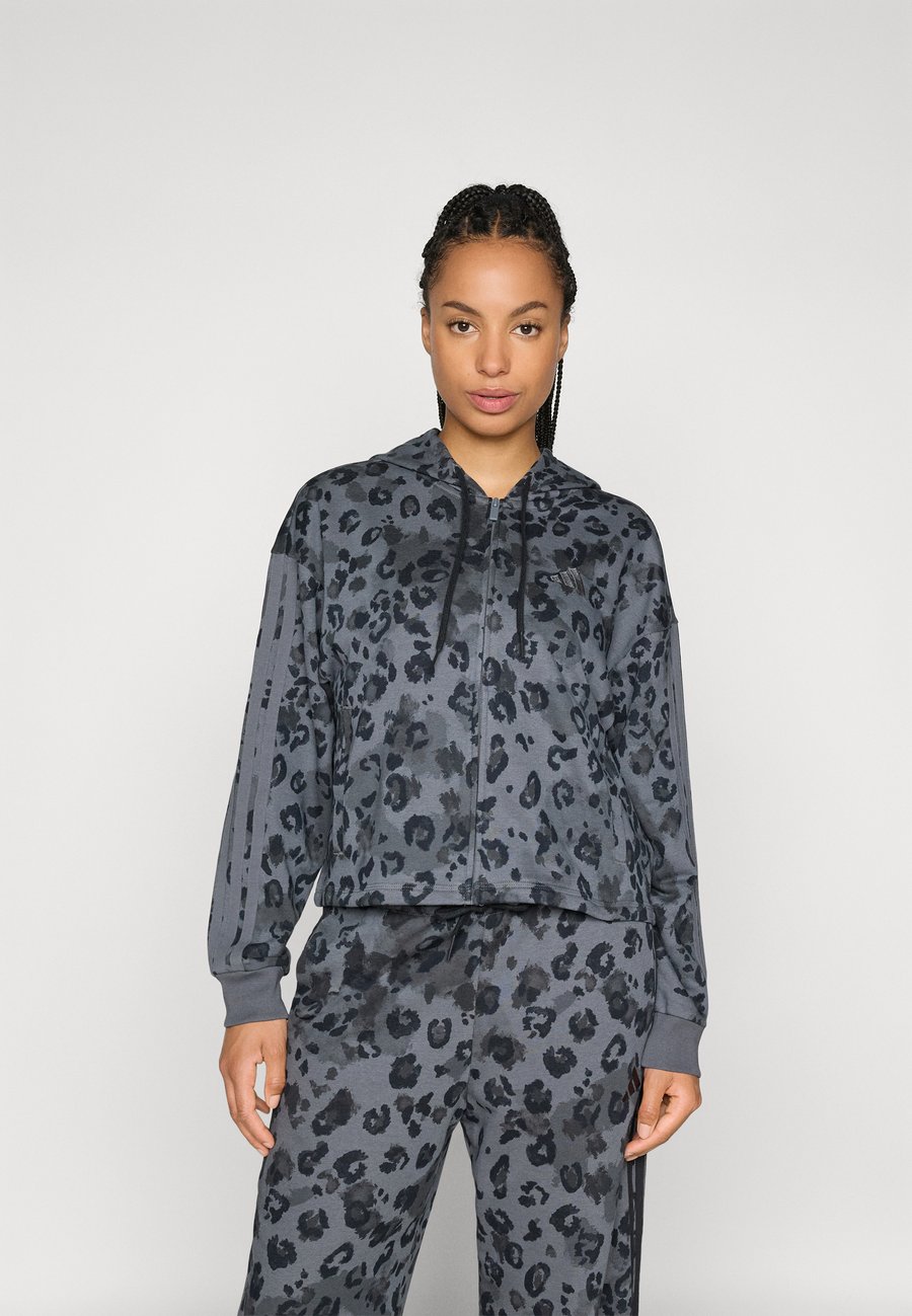 Худи Adidas Sportswear Hoodie, Multi-Coloured/Grey Five/Multi-Coloured
Худи Adidas Sportswear Hoodie, Multi-Coloured/Grey Five/Multi-Coloured