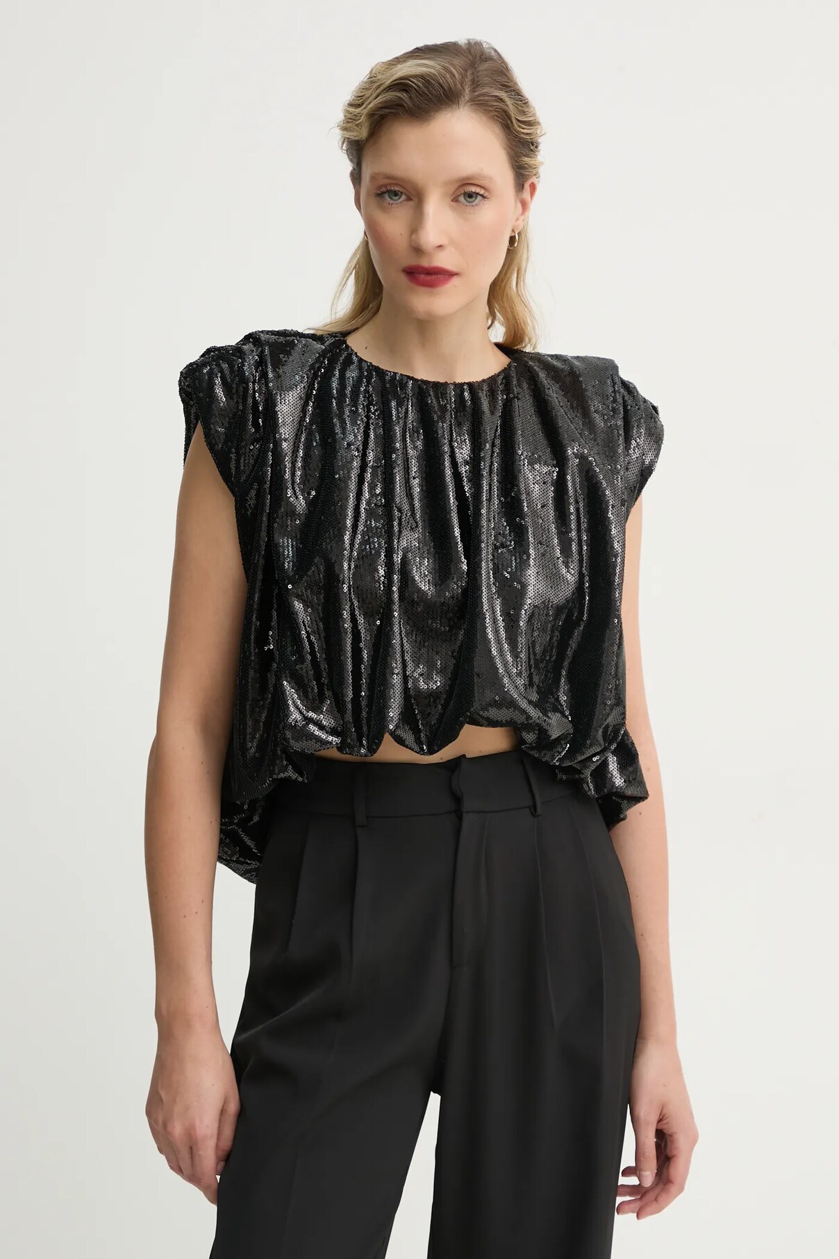 Блузка MMC STUDIO, черный 
Блузка MMC STUDIO, черный