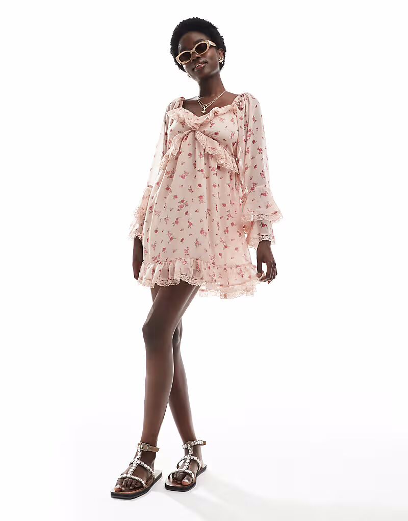 Мисс Селфридж шифоновое мини-платье с оборками Miss Selfridge
Мисс Селфридж шифоновое мини-платье с оборками Miss Selfridge